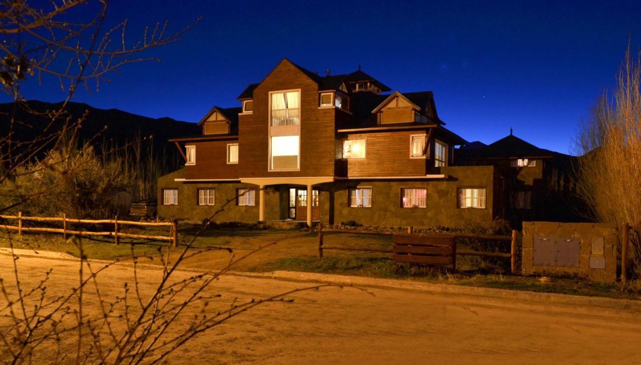 Hotel Rio Tarde Casa Patagonica à Lago Posadas Extérieur photo